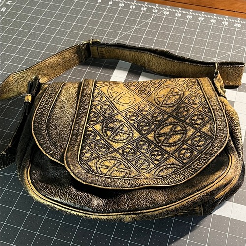 Francesco biasia embossed gold - francesco,